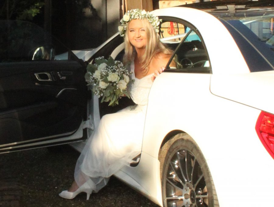 me wedding car